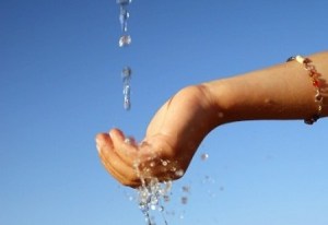 hand wash with water